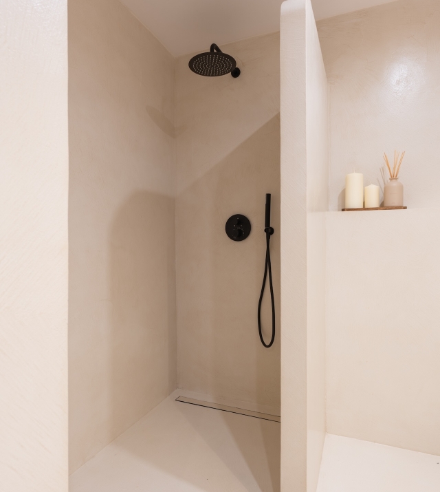 Resa Estates apartment for sale Botafoch Ibiza bathroom 3.jpg